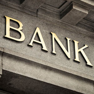 Fin24.com | Reserve Bank fines Standard Bank R30m, imposes penalties on 4 other banks