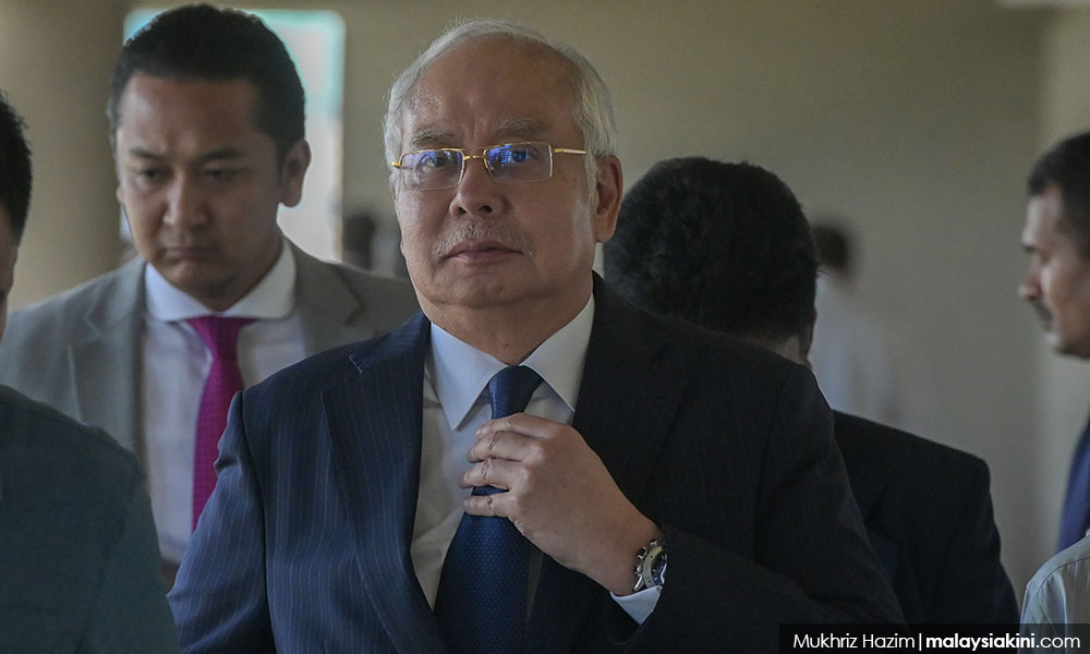 Day 72: Judge to deliver decision on handwriting expert