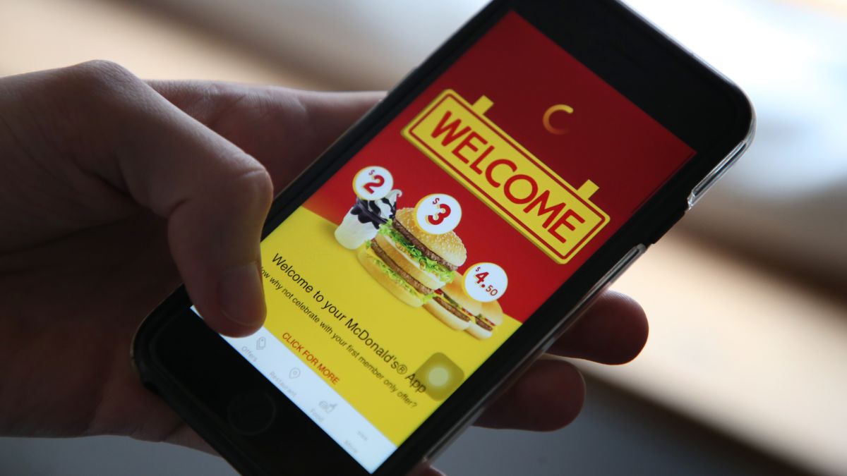 How to Save Money on Fast Food Using Rewards Apps