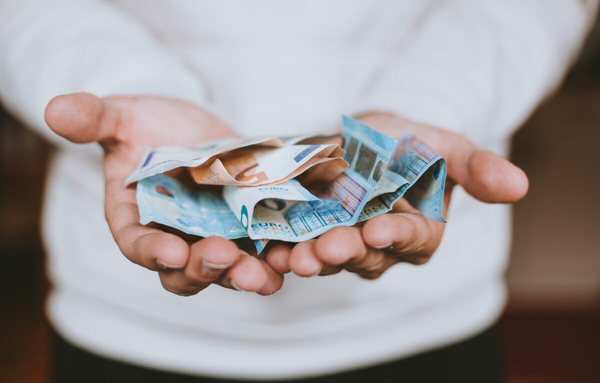 Easy Ways to Save Money Online in 2020