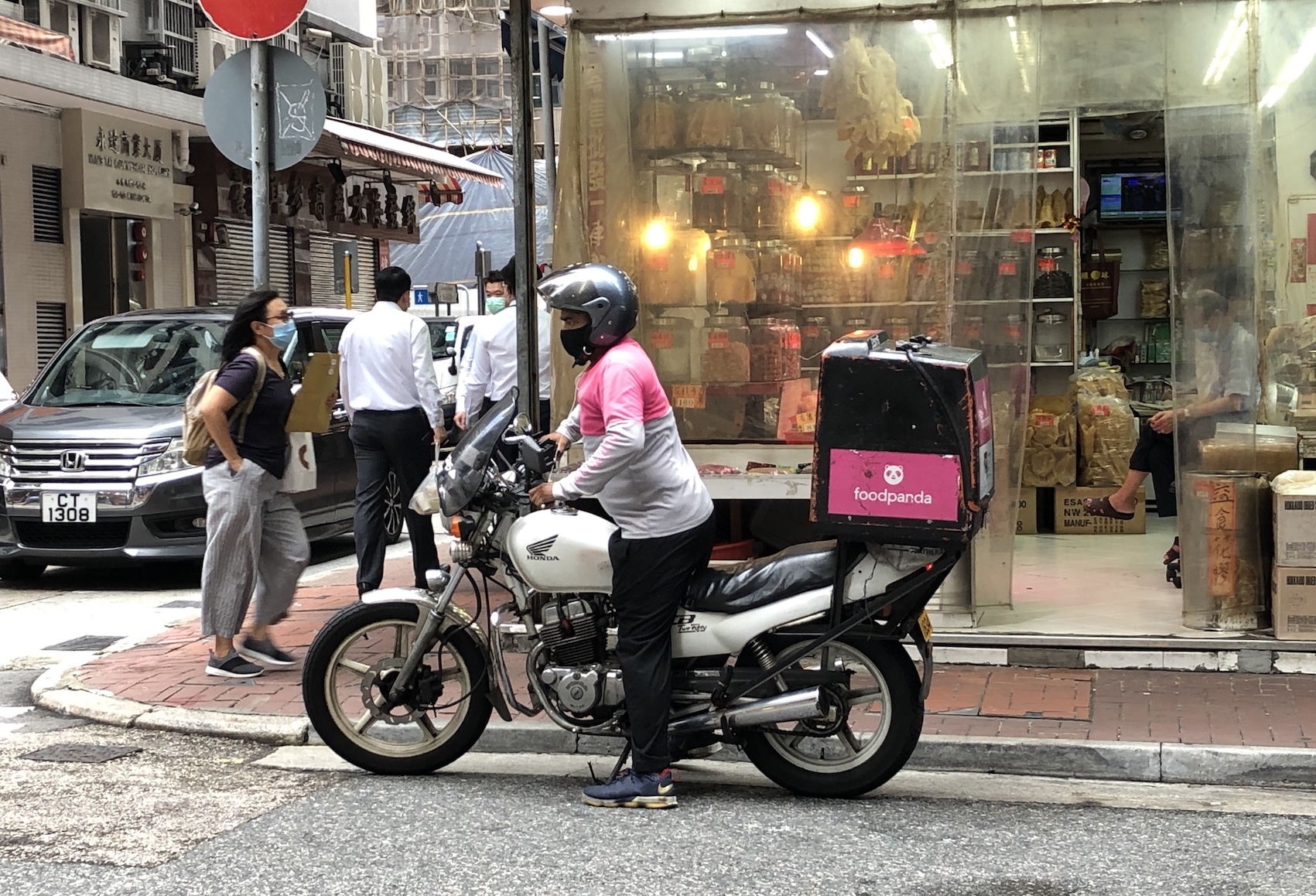 Foodpanda driver critically injured in accident may be receiving just HK$50/day in insurance money from company