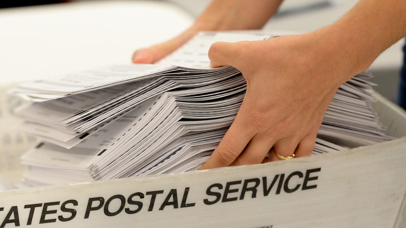 Pennsylvania postal worker denies recanting fraud claim