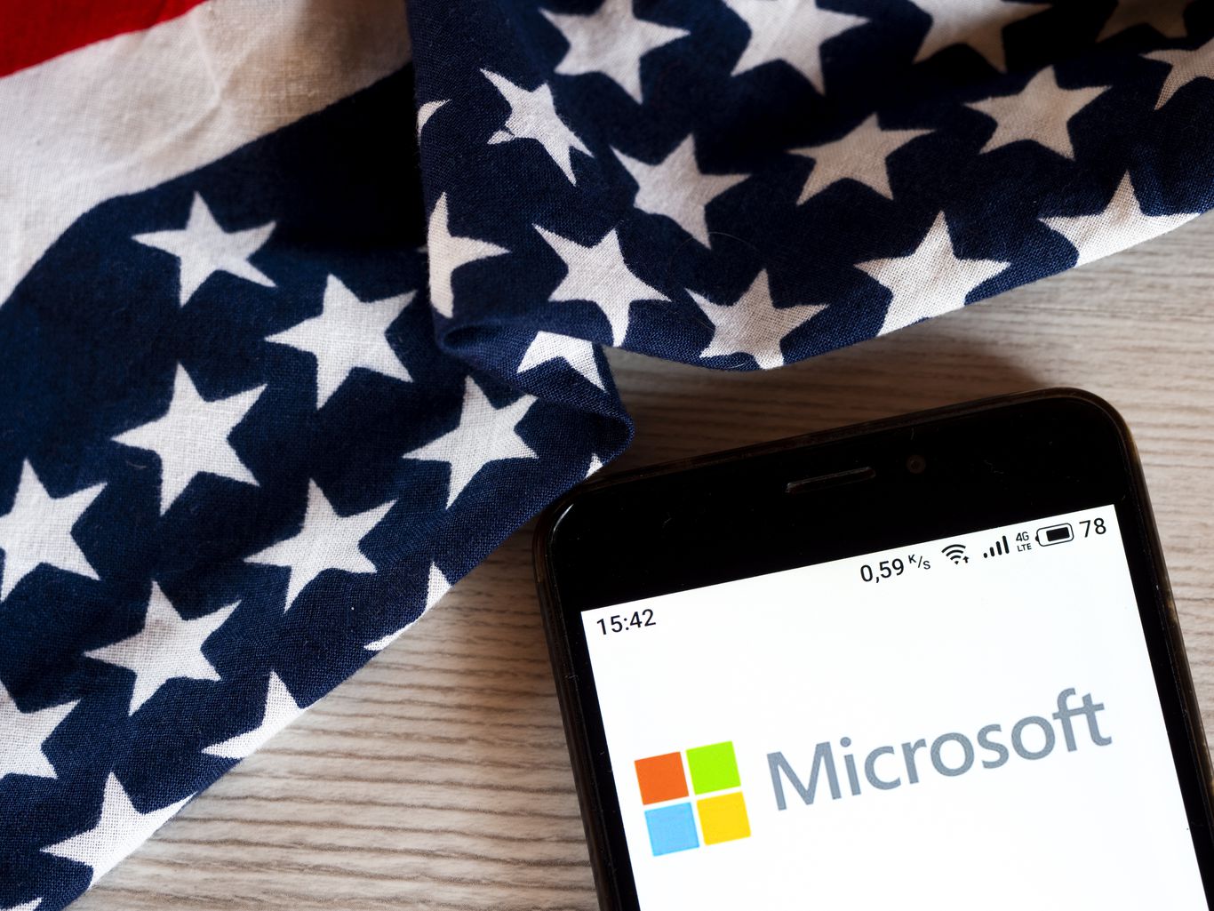 Microsoft: Russian, North Korean cyberattacks target COVID-19 vaccine efforts