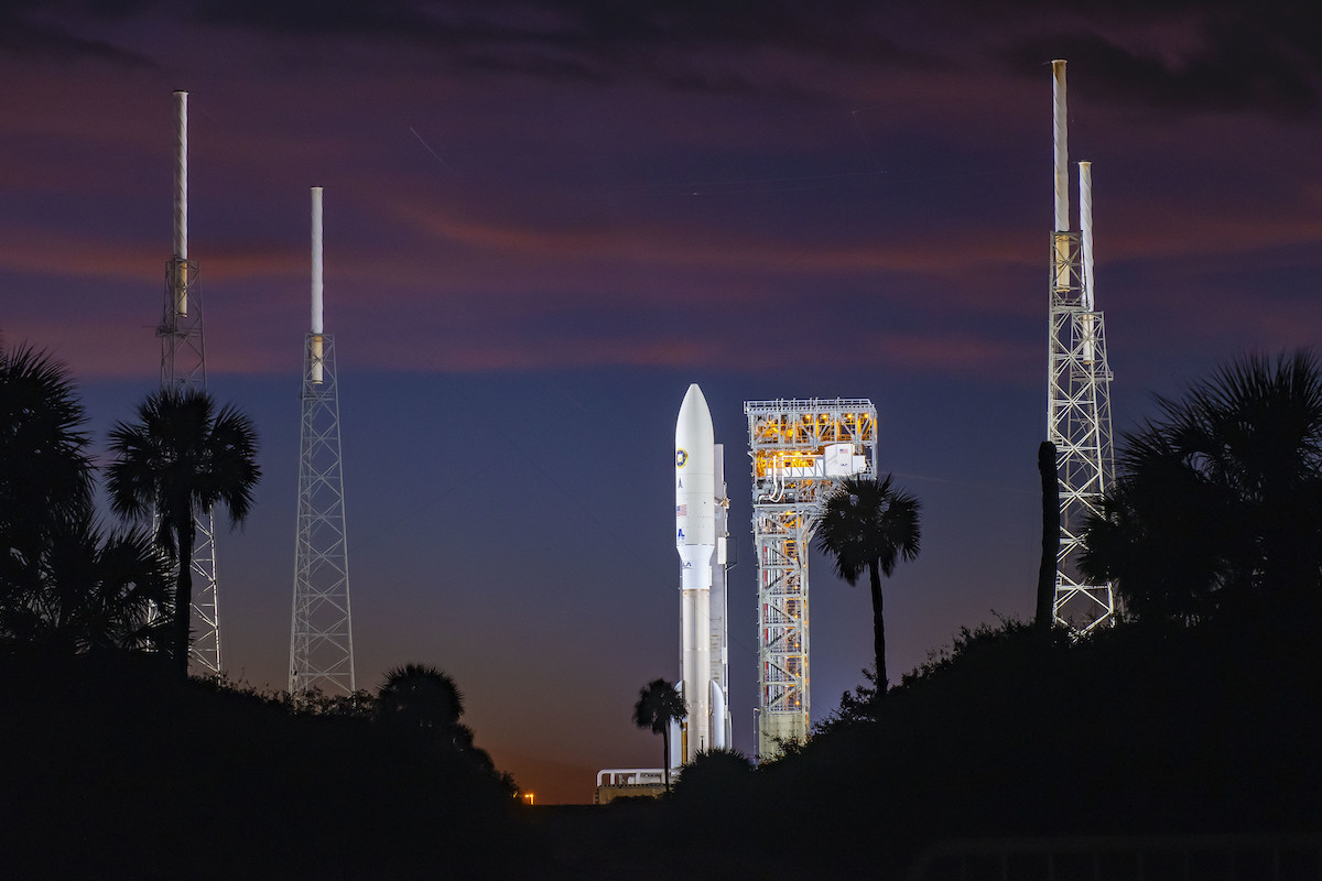 Atlas 5 rocket back on the launch pad for national security mission