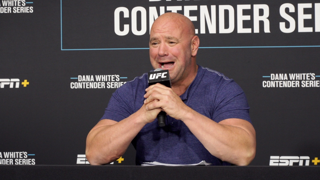 Dana White rips ‘(expletive) scumbag’ Bob Arum over Terence Crawford money comments