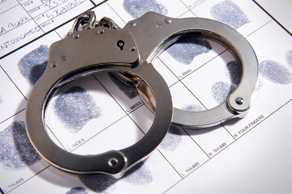 News24.com | Woman who broke leg ‘while walking’, faces R1.7m fraud charge for claiming car crash caused injury