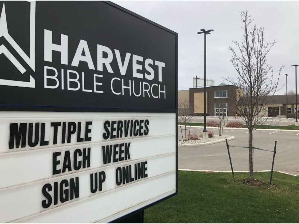 Windsor pastor draws financial support for defiance of COVID-19 lockdown orders