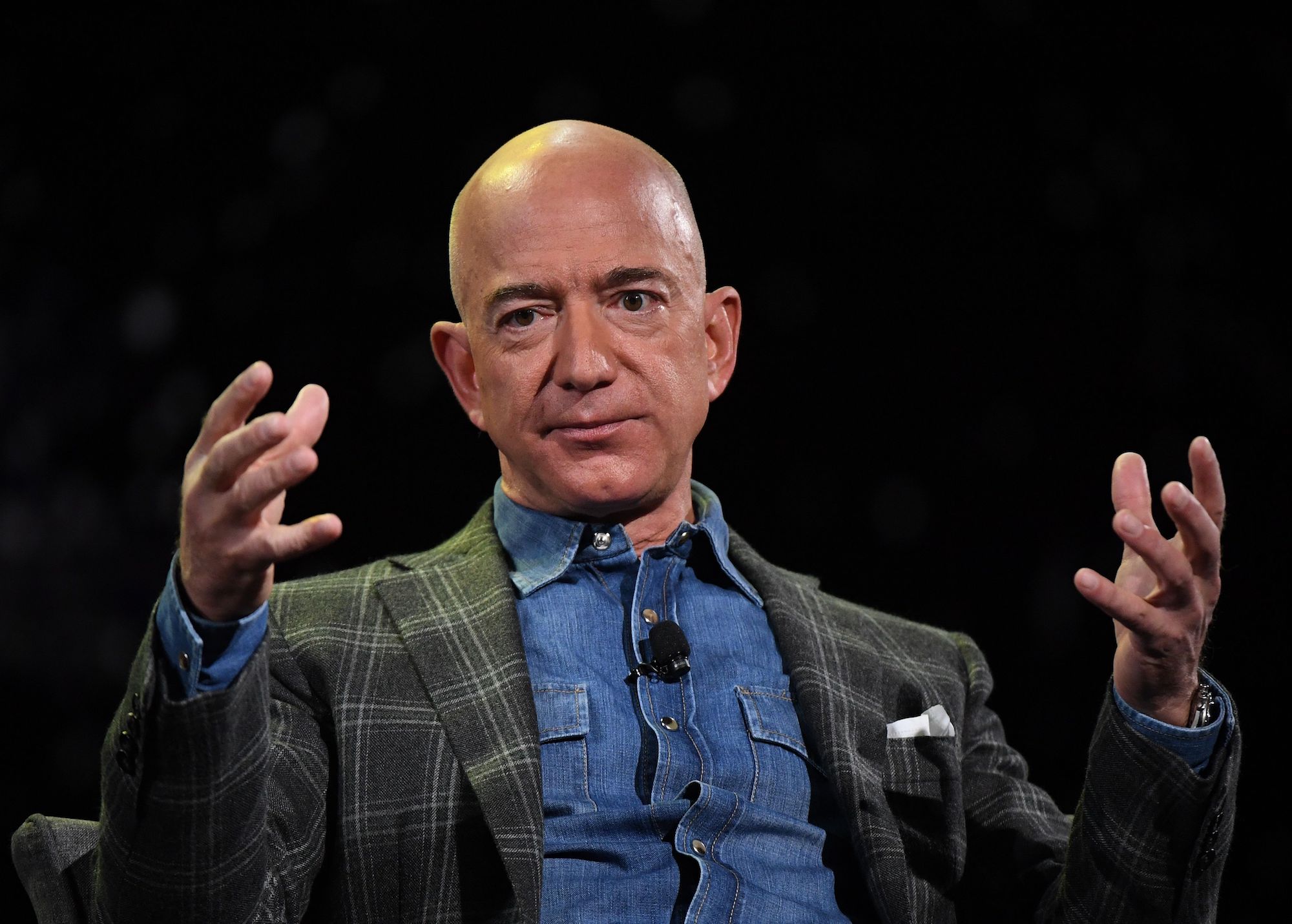 Jeff Bezos Is Stepping Down as Amazon CEO to Spend More Time With His Money