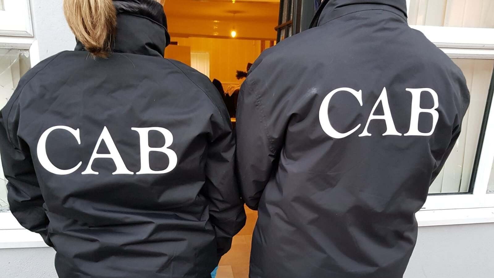 CAB freeze €540,000 in accounts linked to crime group