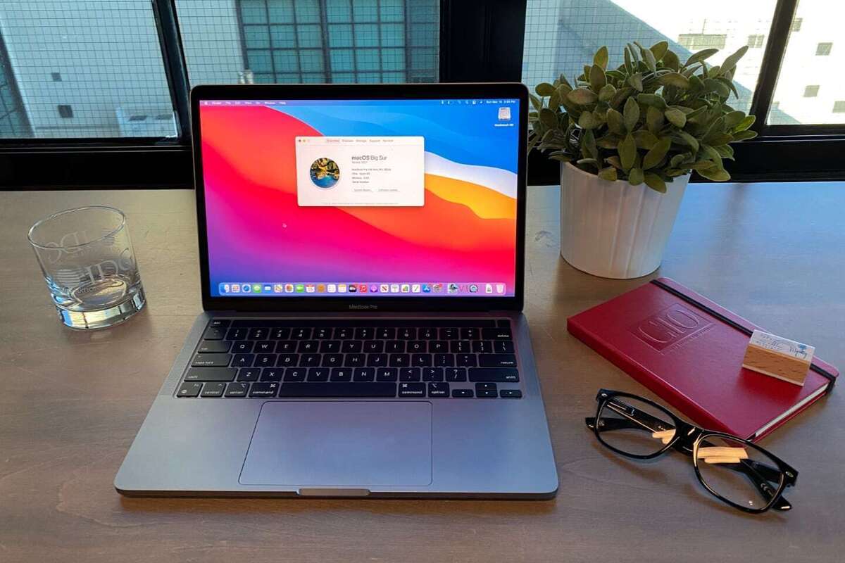 Grab a 13-inch M1 MacBook Pro at Apple’s refurbished store and save some money