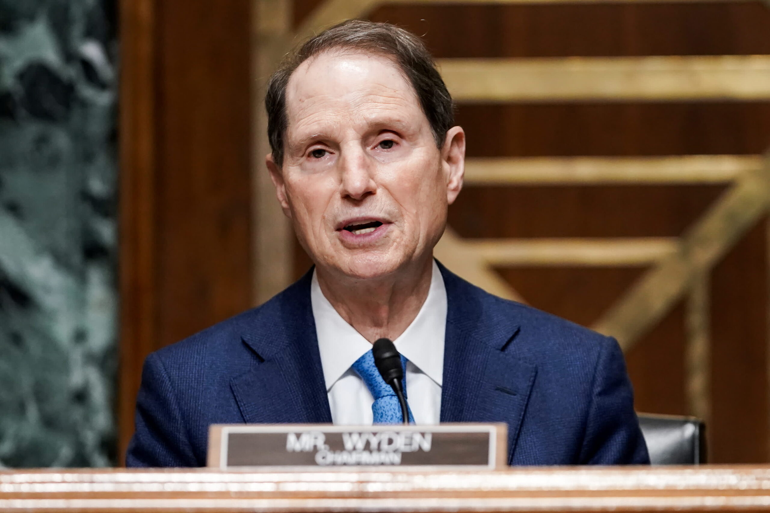 These senators are calling for continued financial relief through the economic recovery for American families