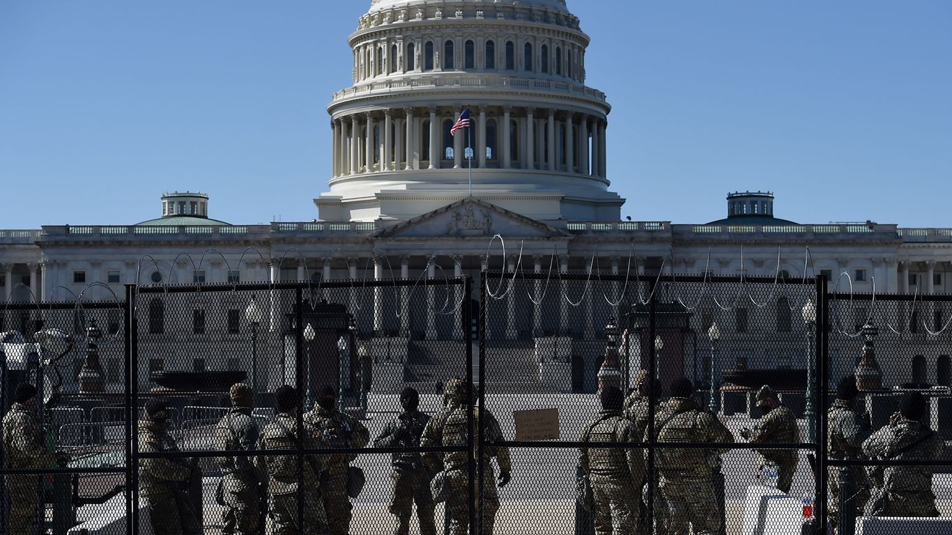 Capitol review panel recommends boosting security with more police, mobile fencing