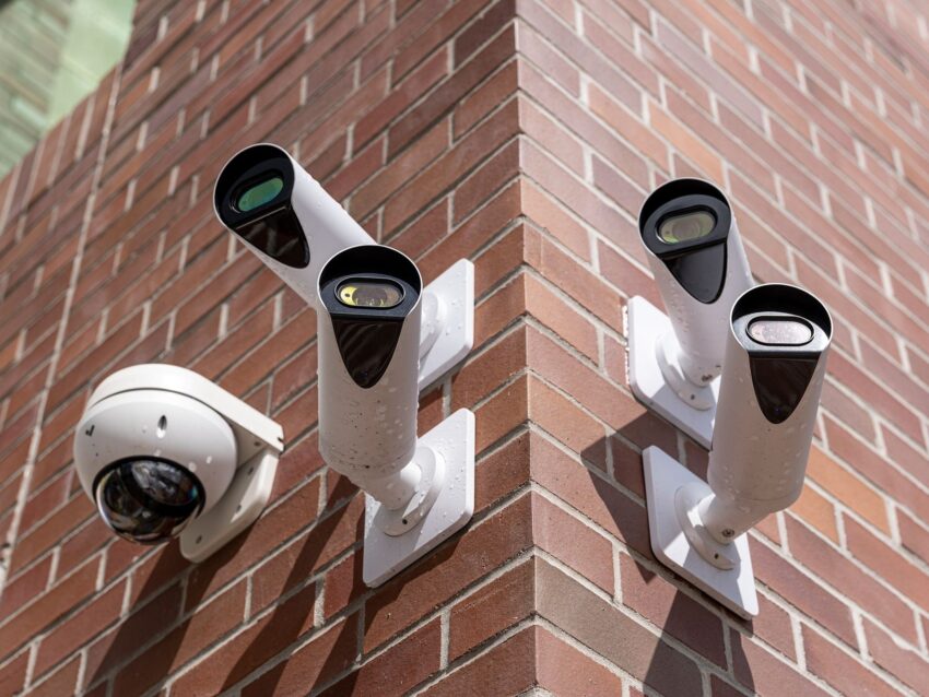 Security camera hack exposes hospitals, workplaces, schools
