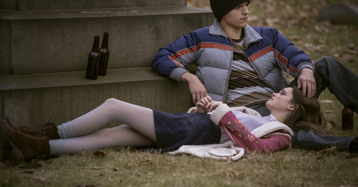 In Cherry, a Troubled Veteran Turns to Drugs and Crime. Everyone—Including the Audience—Suffers