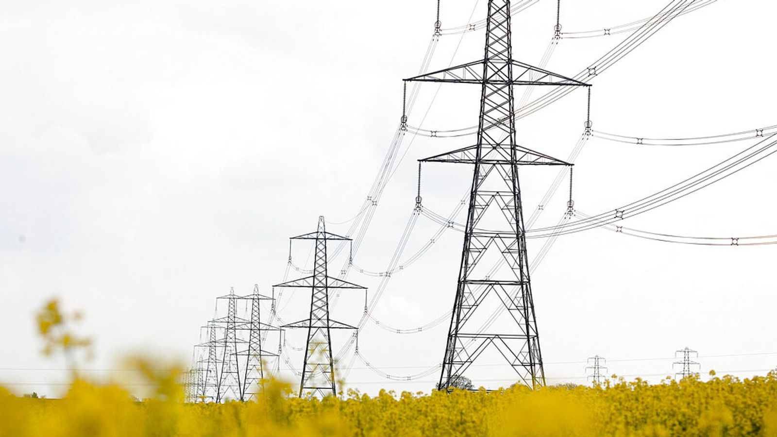 UK cyber security law forcing energy companies to report hacks has led to no reports, despite numerous hacks