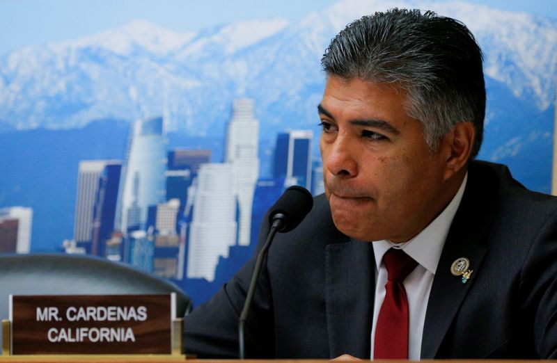 U.S. lawmaker introduces bill to restore FTC ability to get money back from scammers