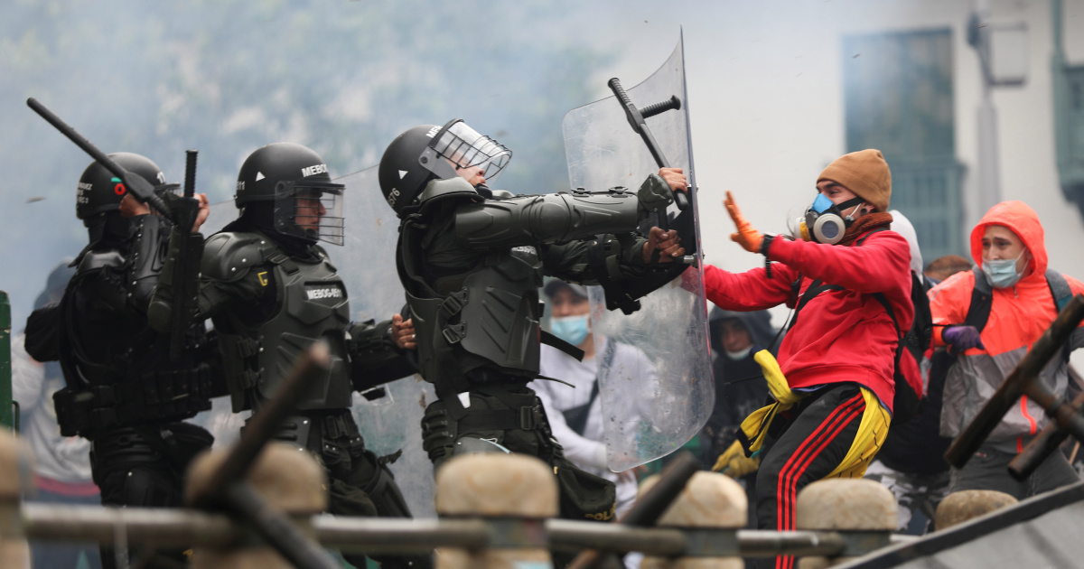 Thousands march in Colombia over tax proposals, rising insecurity
