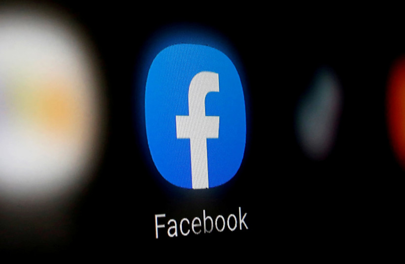 Private details of 500 m. Facebook users offered up in hacking attempt