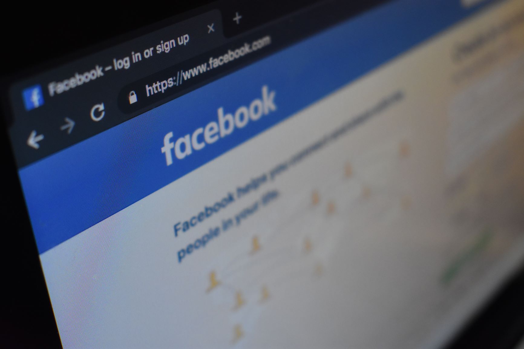 2 arrested in Manila for alleged extortion, hacking teen’s Facebook account
