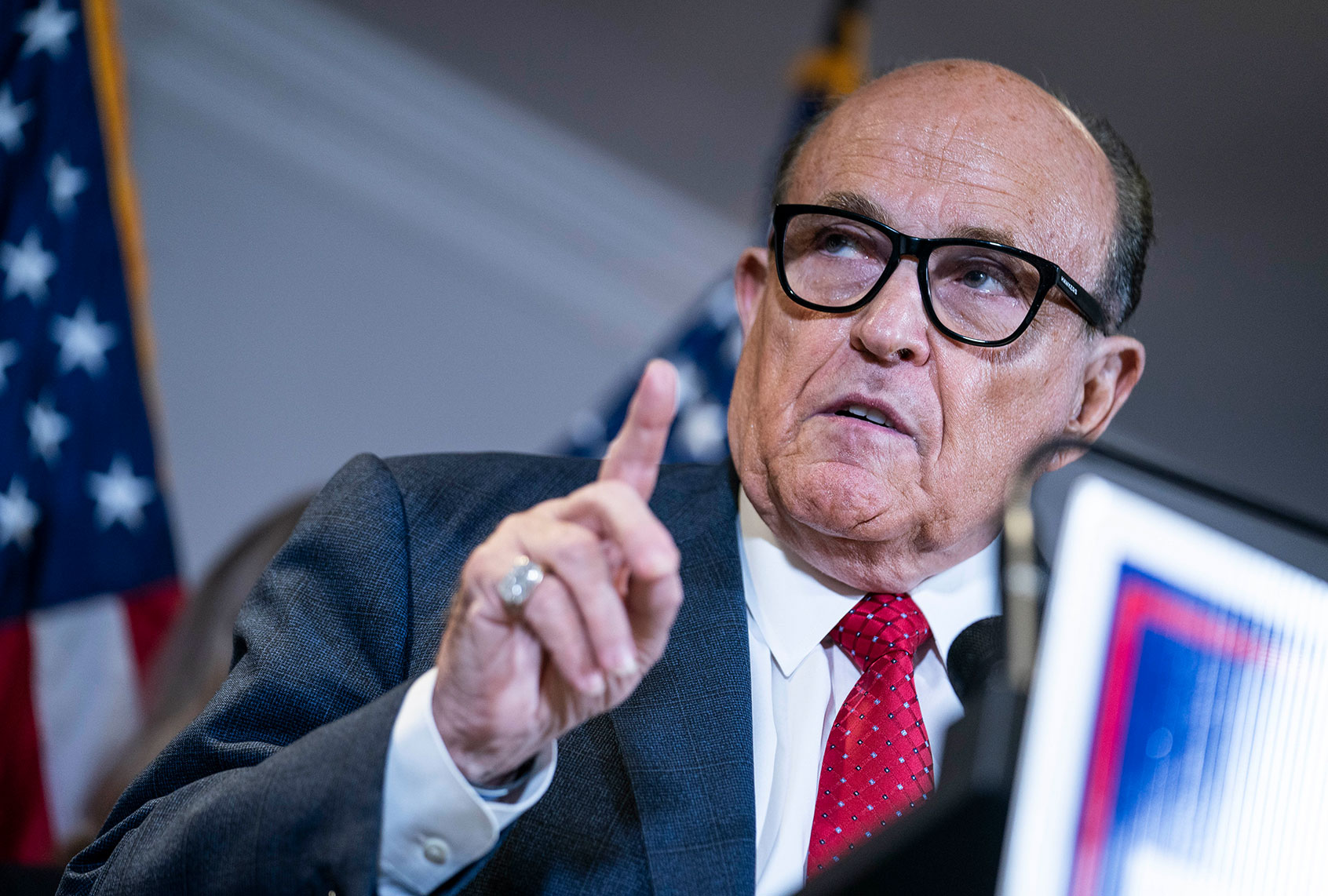 Rudy Giuliani’s allies return to beg Trump for money after he “balked” at $20,000 a day legal bill