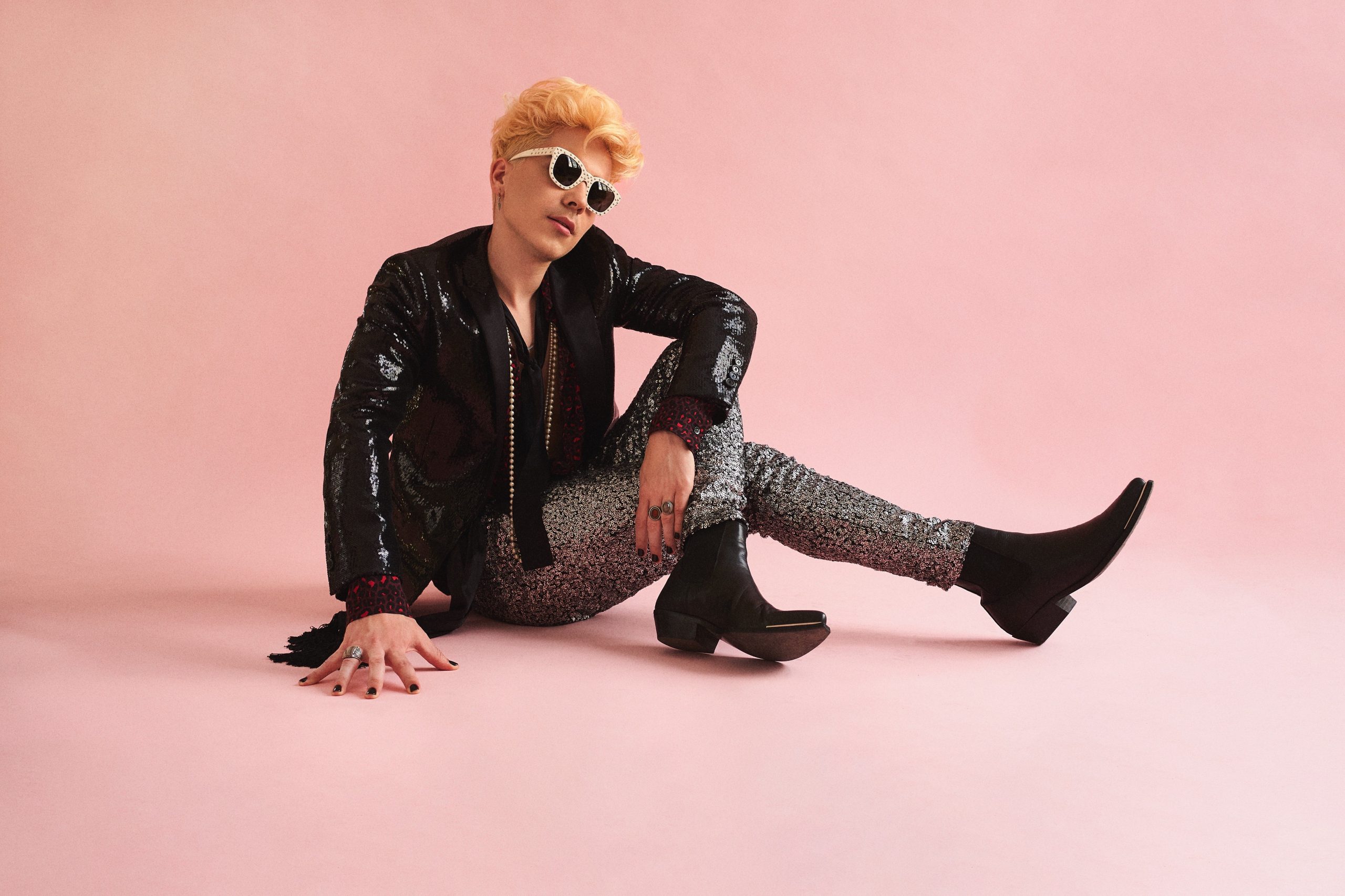 Watch DJ-Producer Alex Parker’s Cryptocurrency Loving Video ‘I Want The Money’