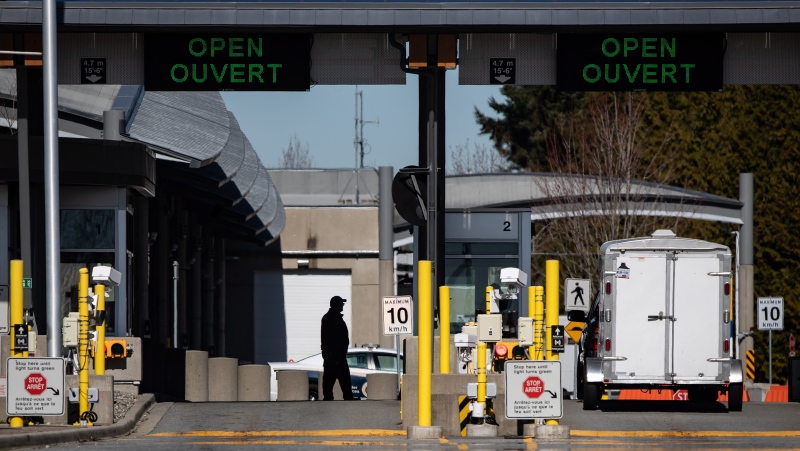 Border security workers to hold strike votes next week, jeopardizing border reopening