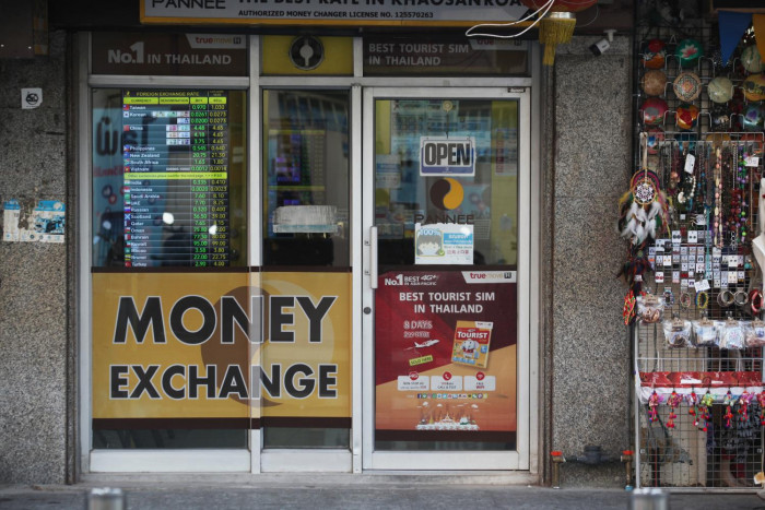 Money changers feeling the pinch