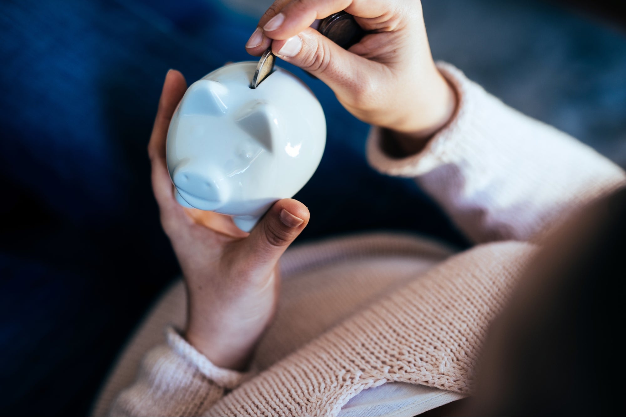 13 Ways to Save Money While Living Alone