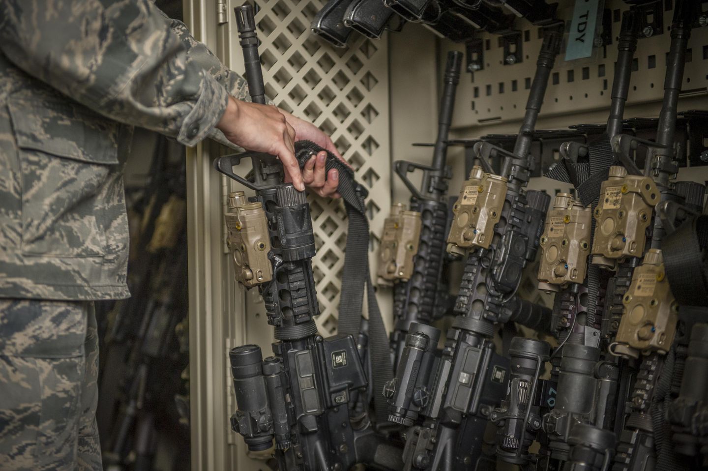 Missing military guns found after violent crimes