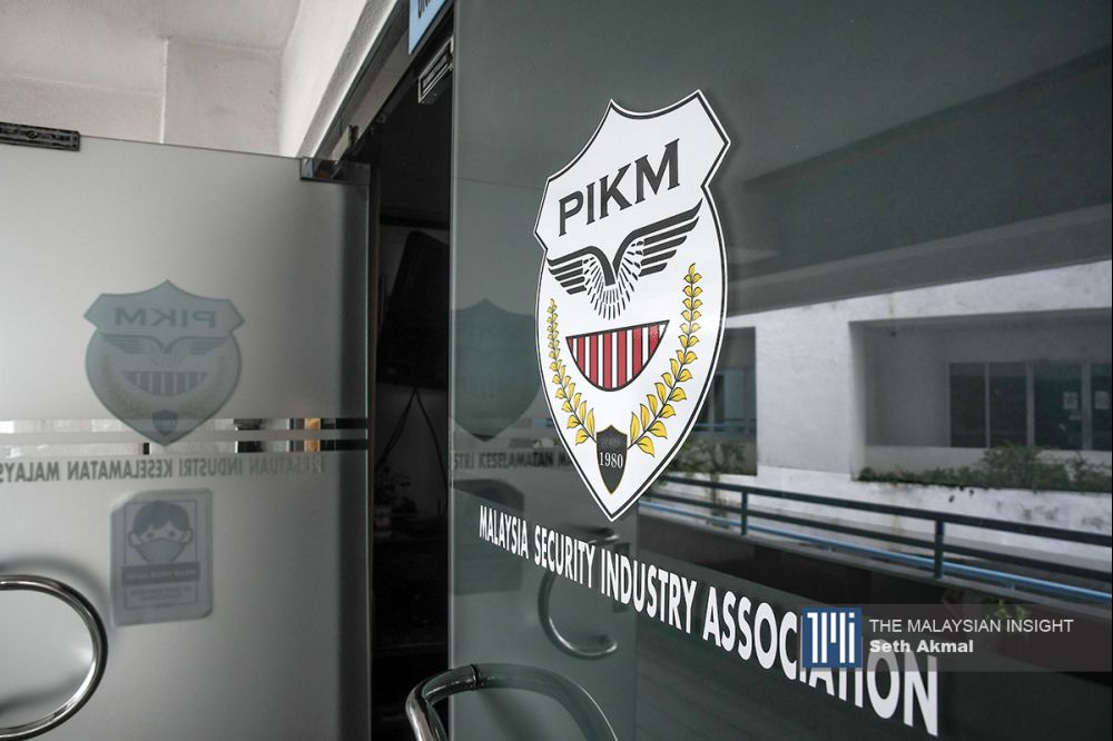 Security guards group wants vaccination priority for members