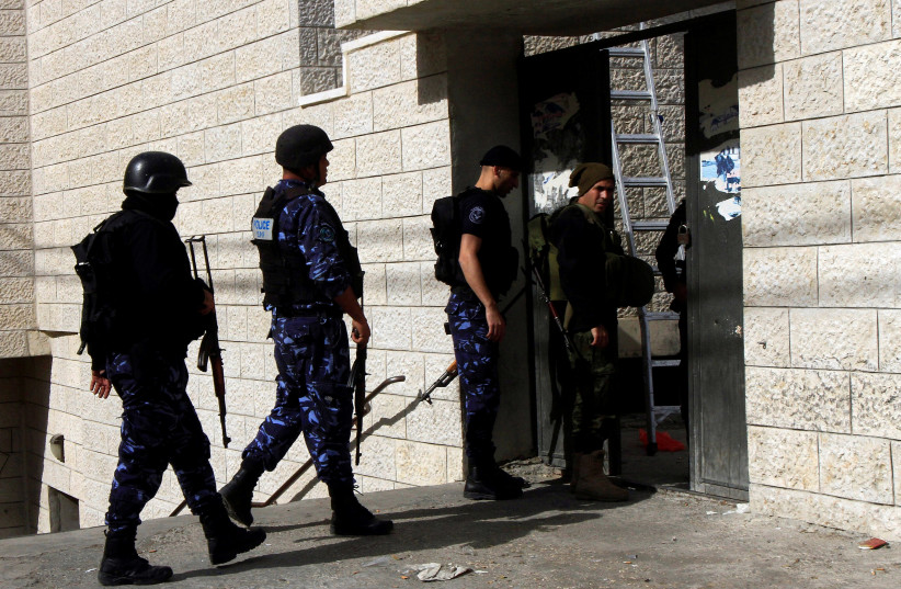 Prominent Abbas critic dies during raid on his home by PA security officers