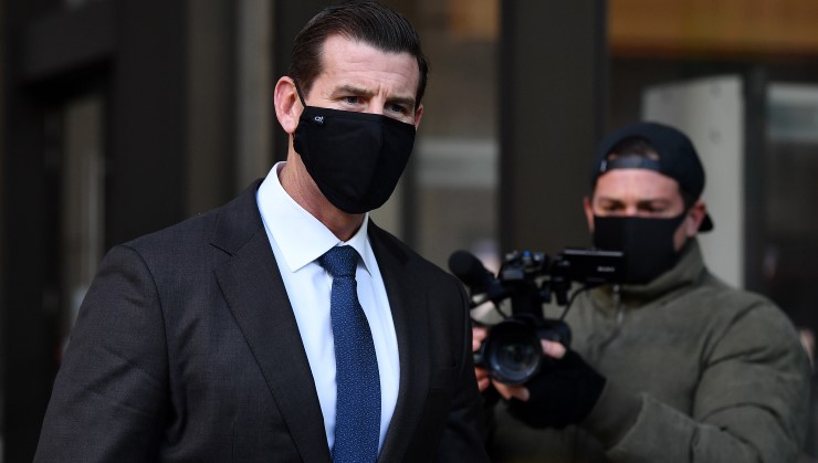 Roberts-Smith inspired ‘reverential mobs’ but became ‘withdrawn and apprehensive’ after war crime stories, court hears