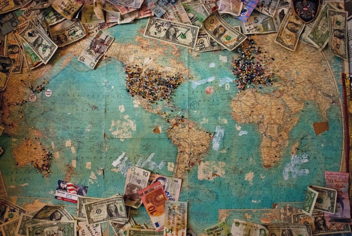 Bitcoin bull and Mexican billionaire says “Fiat is Fraud”, calls it “stinky”