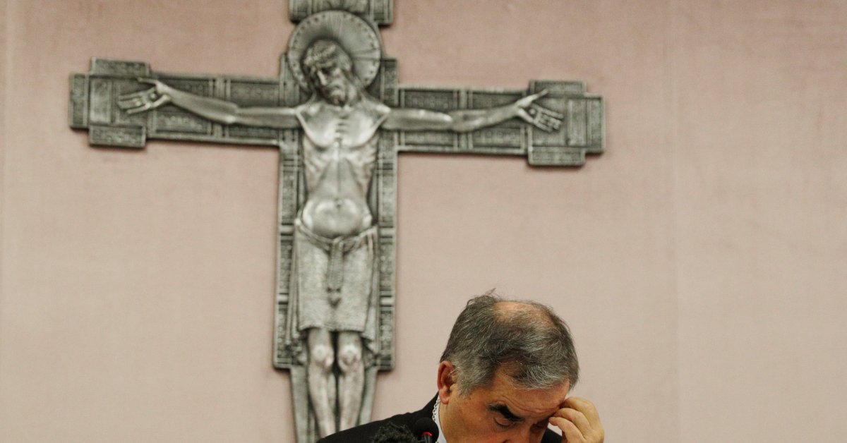 Vatican Indicts Cardinal and 9 Others on Fraud Charges