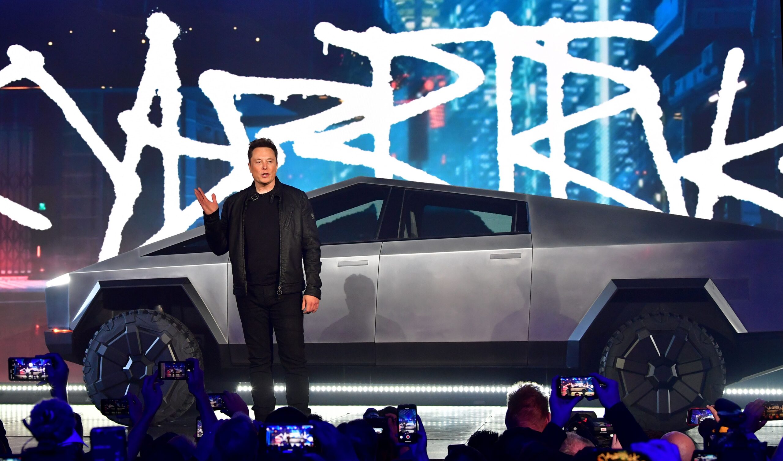 Tesla Cybertruck will have an answer to the Hummer EV’s ‘Crab Mode’