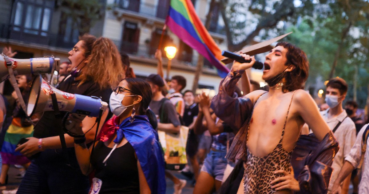 Protests in Spain against suspected LGBTQ hate crime