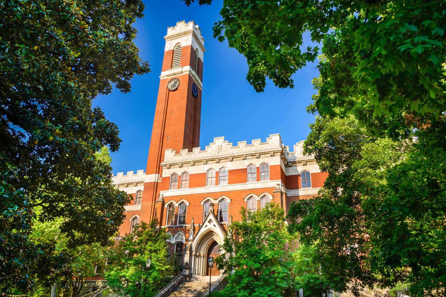 25 Private Colleges Whose Graduates Go on to Earn the Most Money