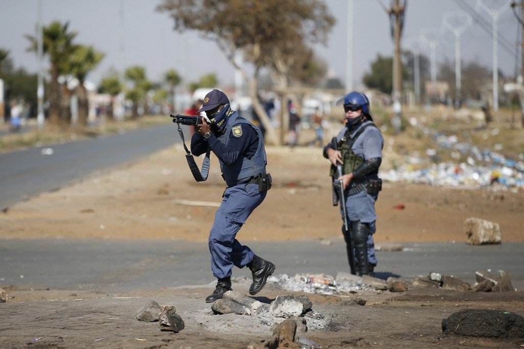 News24.com | Zuma unrest: Ramaphosa warns of food insecurity, vaccine setbacks as he attempts to restore order