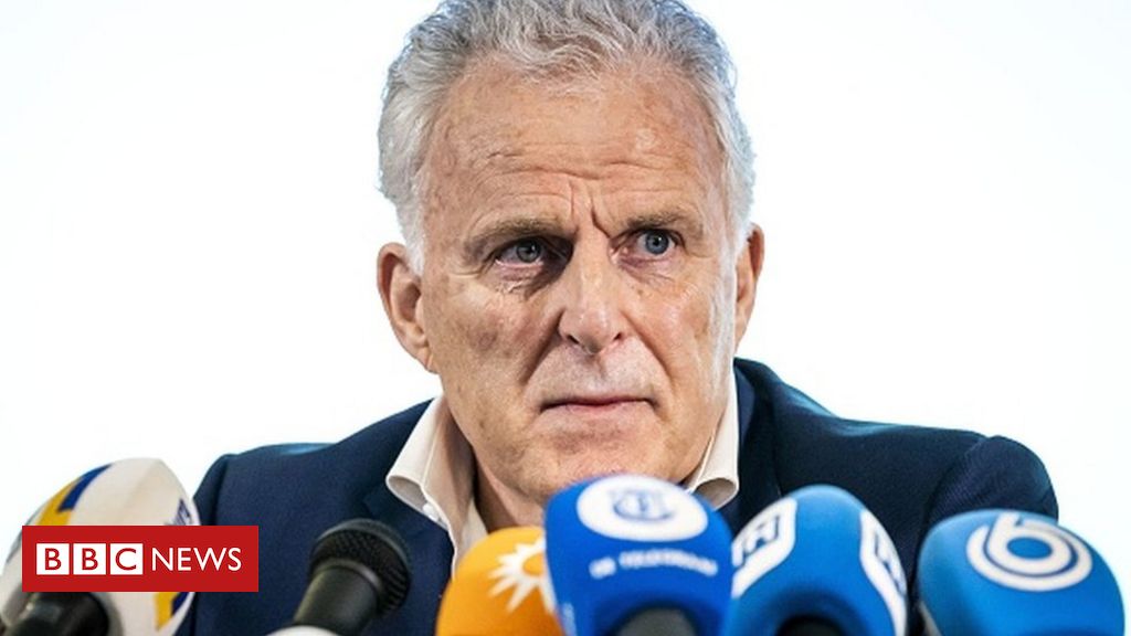 Peter R de Vries: Dutch crime reporter dies after shooting