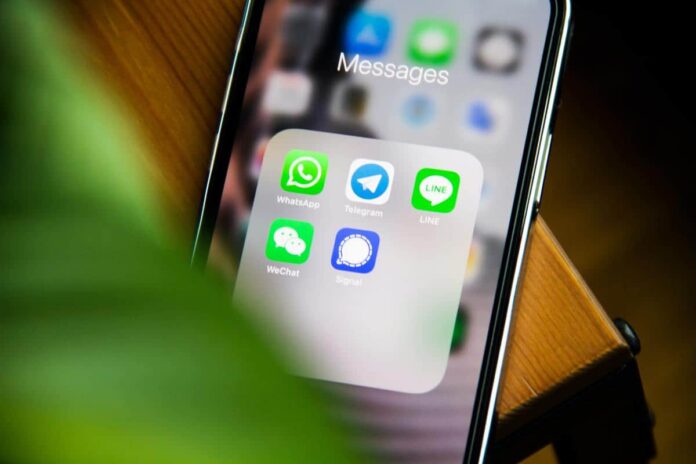 How your business can save customers’ time and money with text