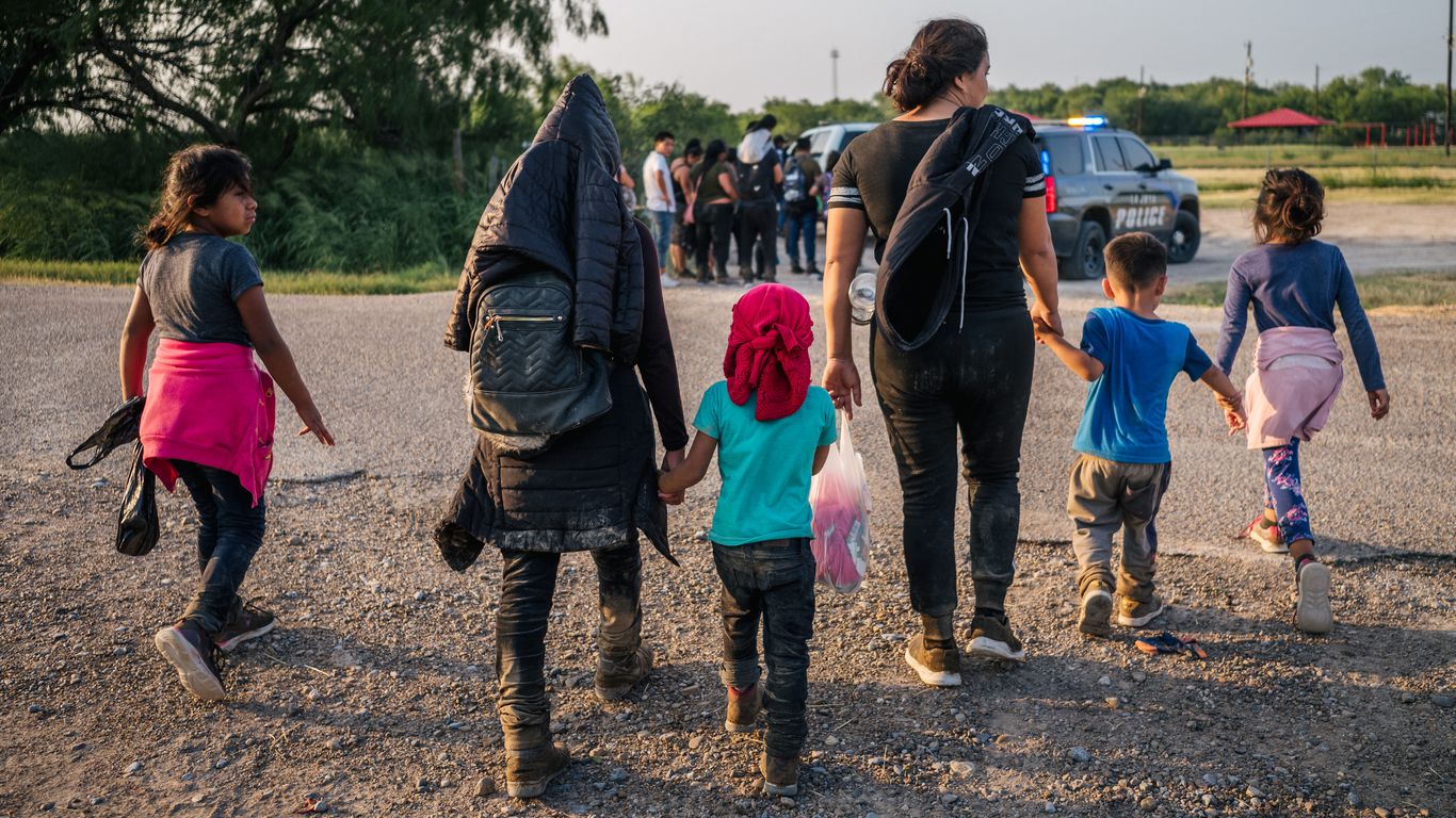 Democrats consider adding $10 billion in border security to reconciliation package