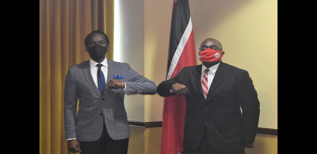 Hinds holds security talks with US Embassy