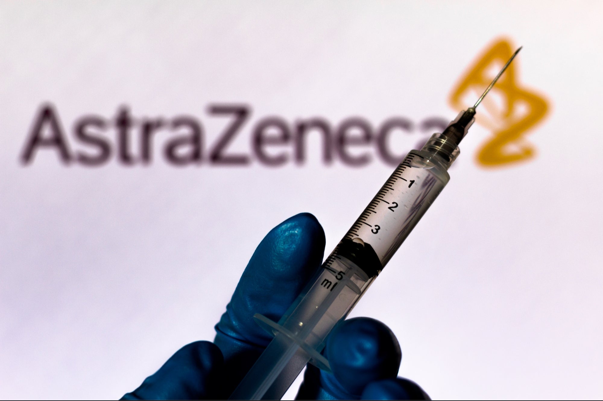 AstraZeneca Lost Money on COVID-19 Vaccine in First Half of 2021