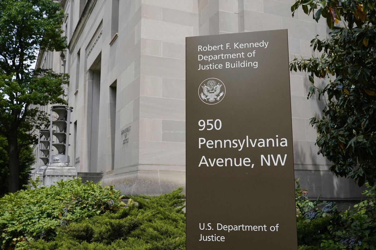 ‘Vast majority’ of federal agencies’ information security programs are ineffective: Senate report
