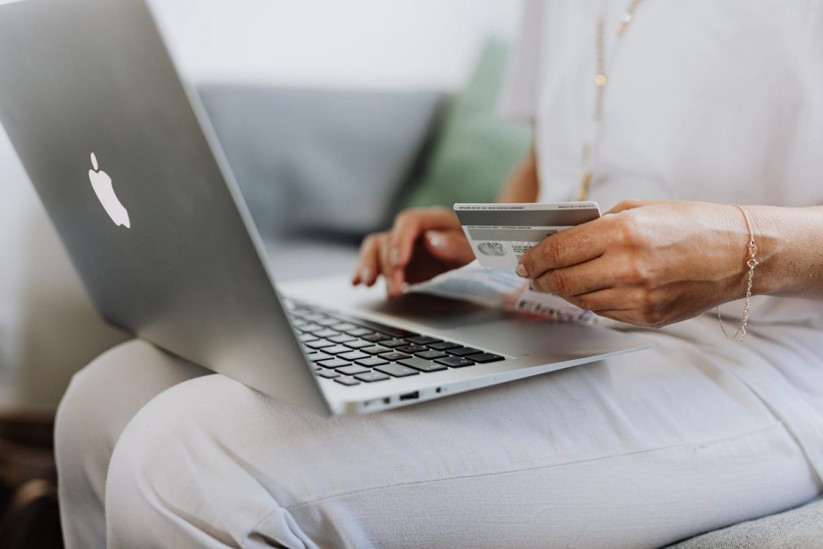 How to Outsmart Retailers & Save Money with Coupon Codes