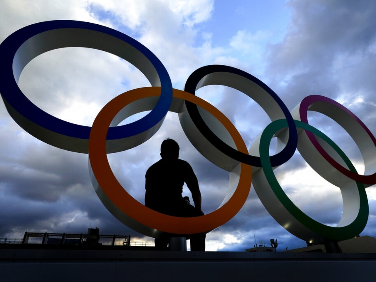 Pump money into underdeveloped sports, govt urged