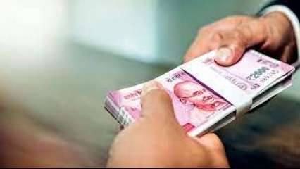 Got your first salary? Here’s how to invest money smartly