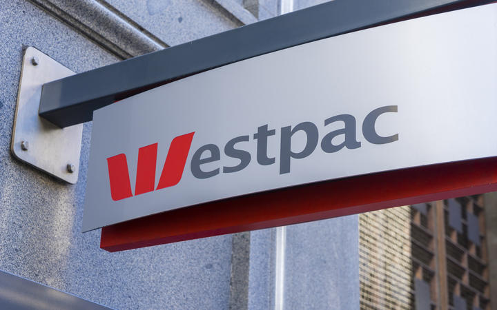 Westpac warned after failing to comply with anti-money laundering rules