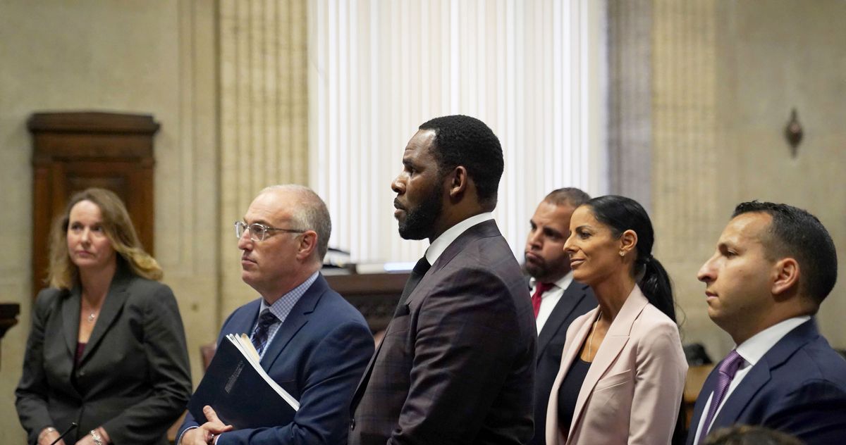 Everything You Need to Know About R. Kelly’s Racketeering and Sex-Crime Trial