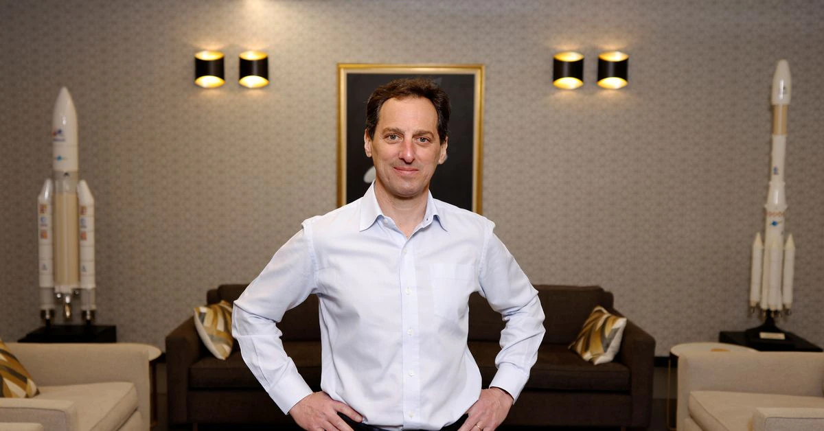 Telesat closer to financing satellite network after Canada investment